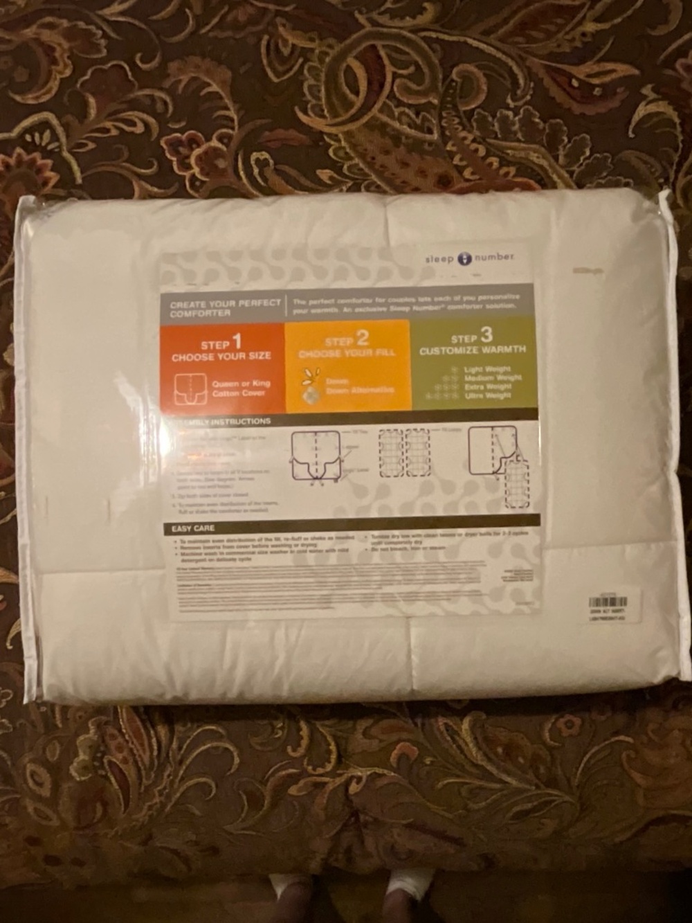Sleep Number- 2 Half King Comforters, use apart or zip together as one King. (Or